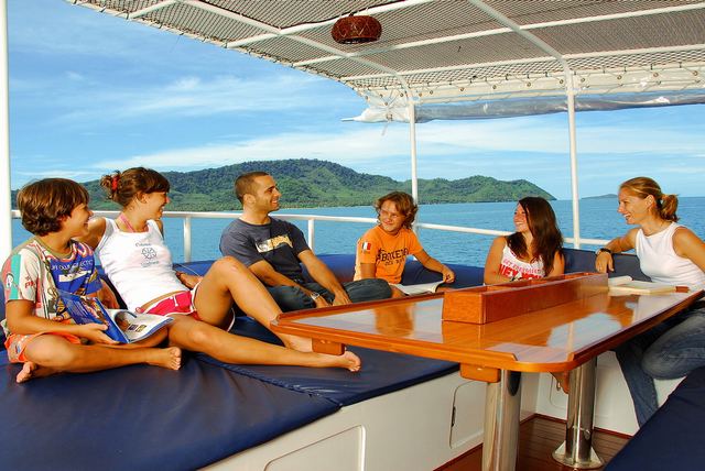 Giamani Similan Island Liveaboard Sundeck