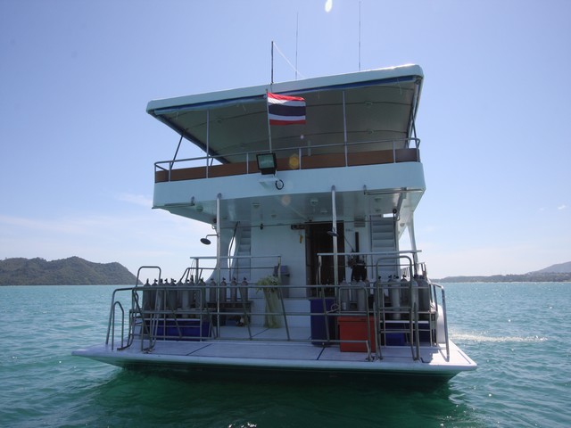 Pawara Dive Deck